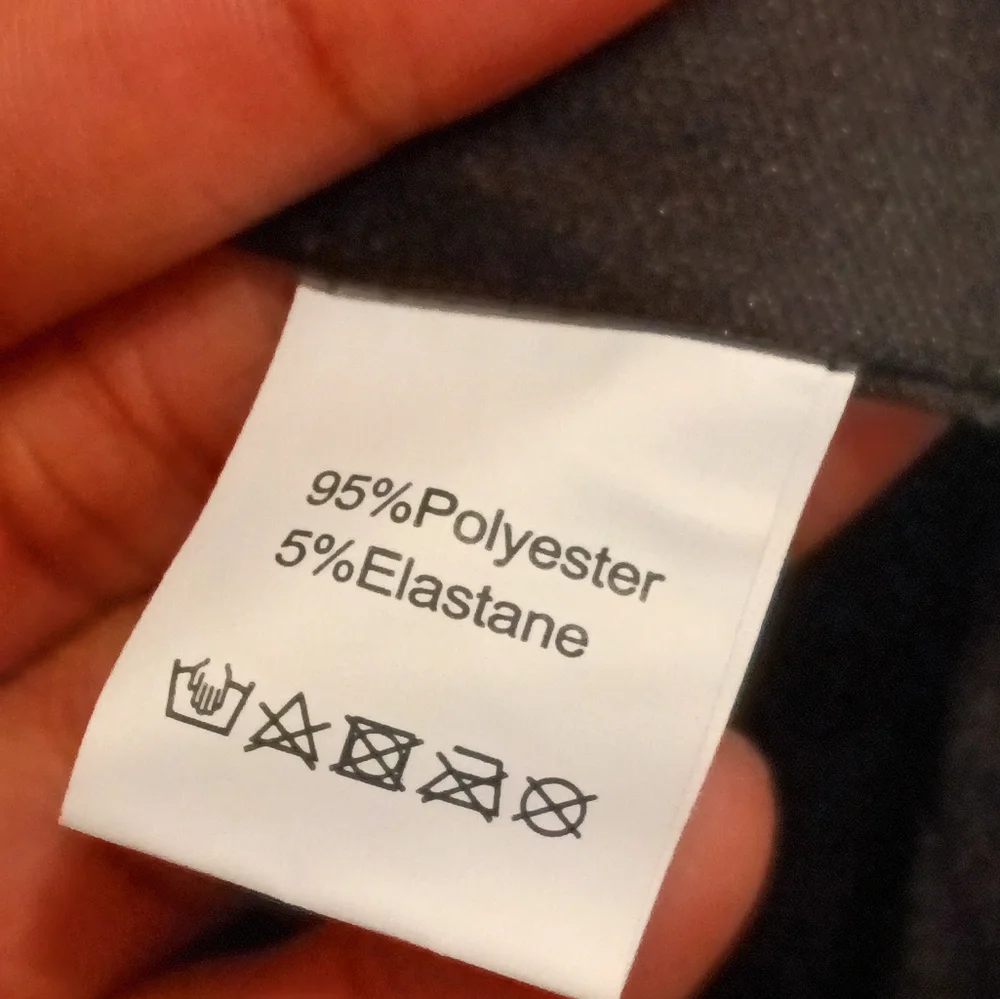 Beautiful gown - Picture 7 of 7